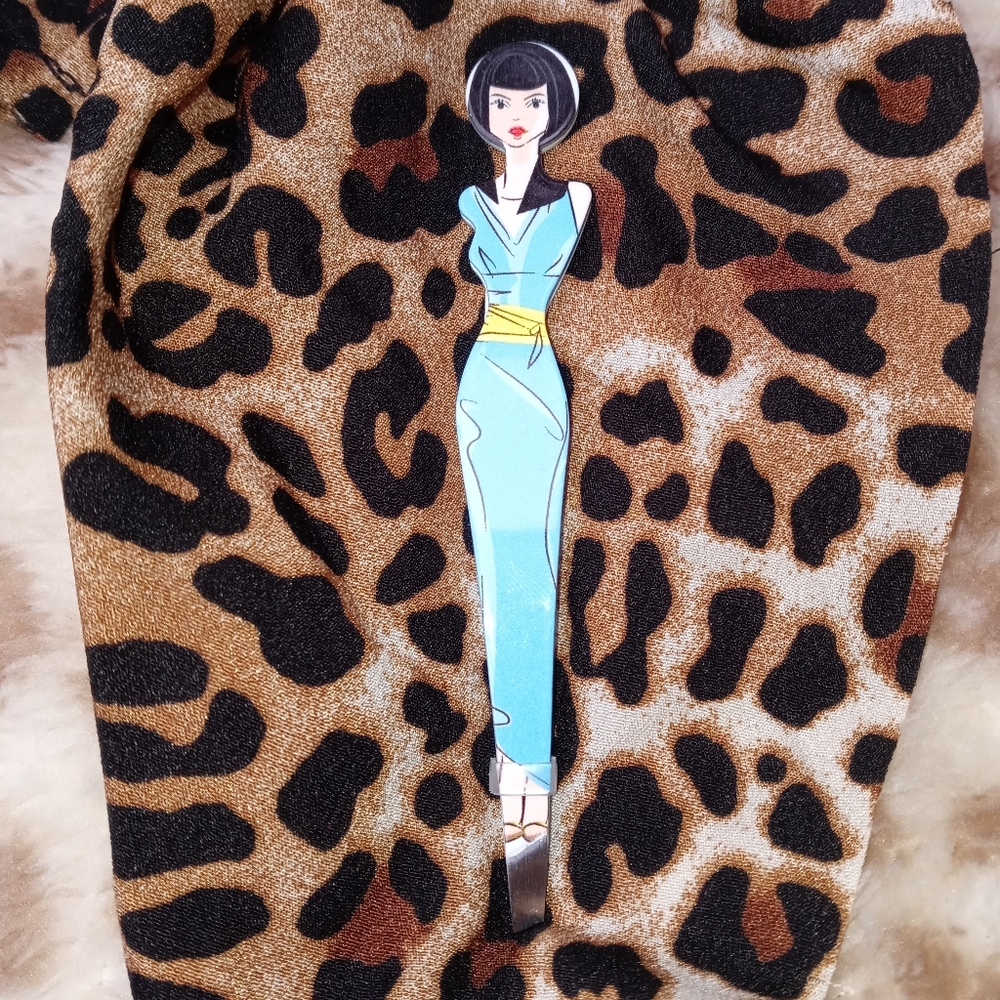 Tweezer Sister